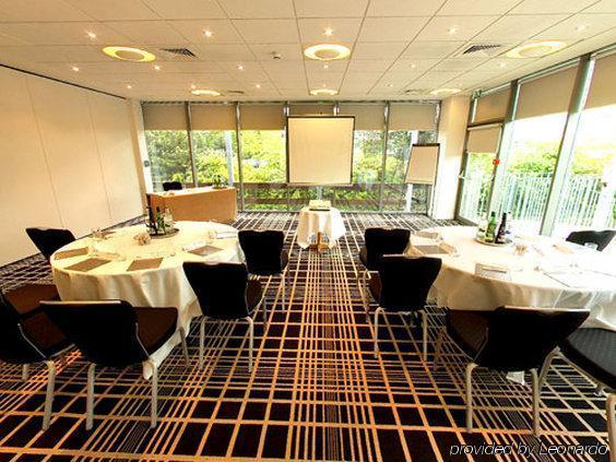 Beales Hotel Hatfield  Facilités photo