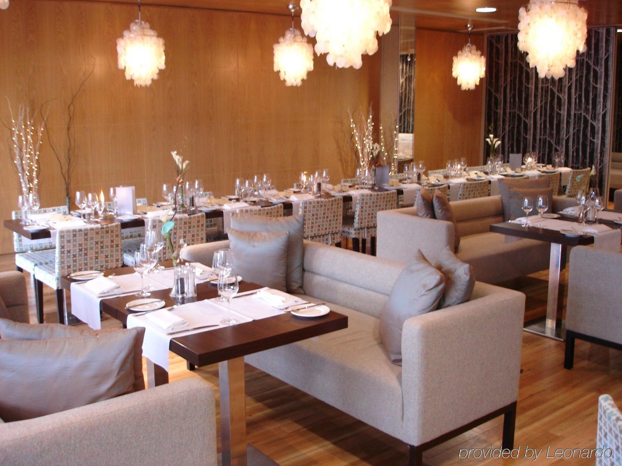 Beales Hotel Hatfield  Extérieur photo
